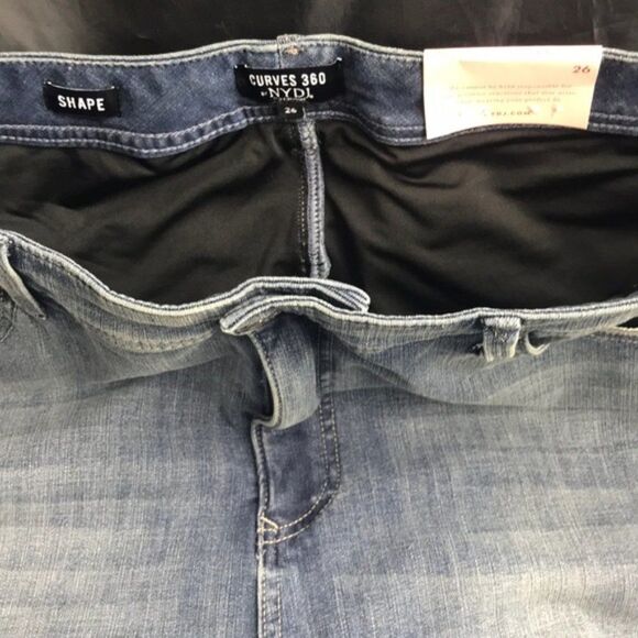 NYDJ Curves 360 Serein Blue Jean Shorts Size 26 Plus - Picture 4 of 9